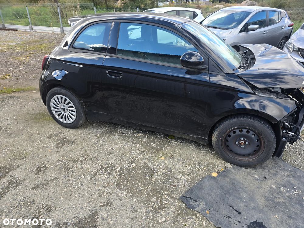 Fiat 500 23.8kWh Action - 3