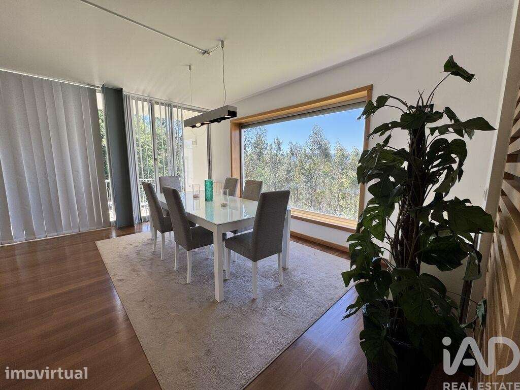 Casa / Villa T3 em Fornelos e Queijada de 210 m2 - Grande imagem: 5/22