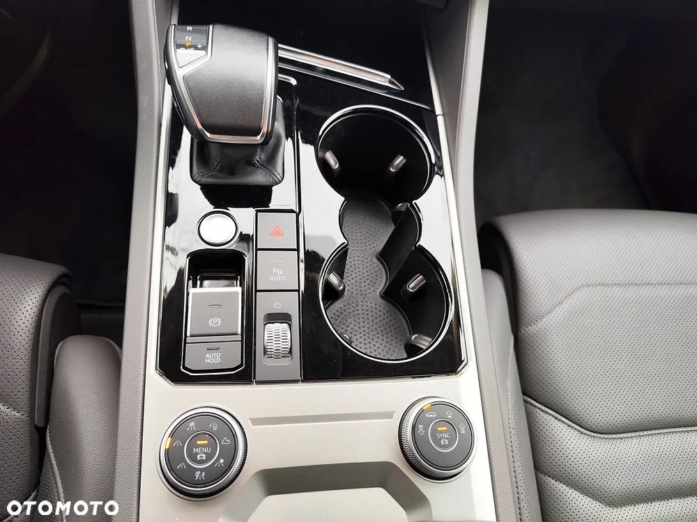 Volkswagen Touareg 3.0 V6 TFSI 4Motion Atmosphere - 23
