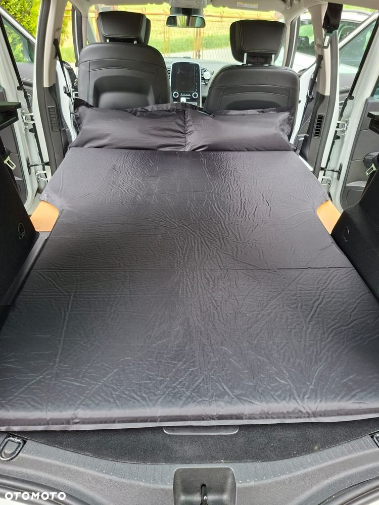 Renault Scenic - 23