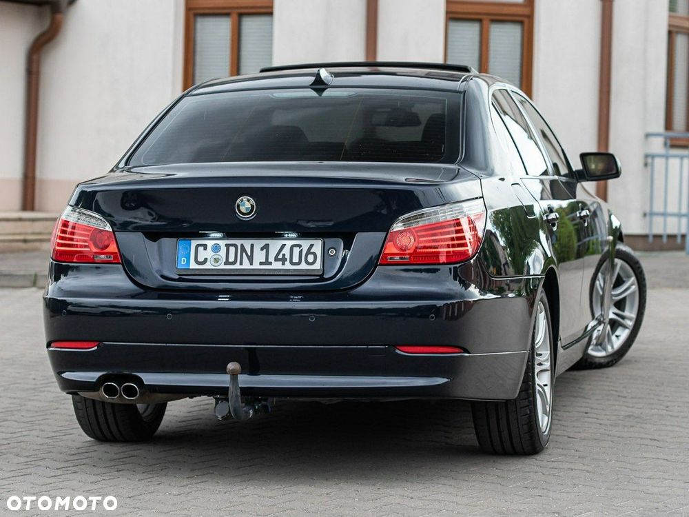 BMW Seria 5 523i Edition Sport - 3