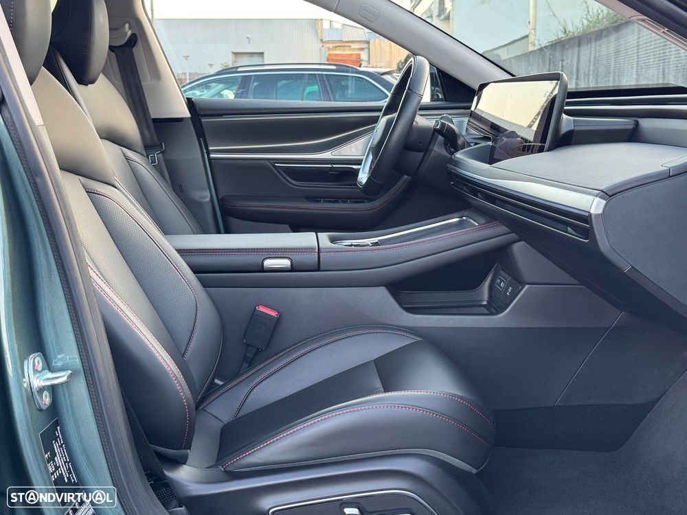 Xpeng P7i 86.2 kWh AWD Performance - 11