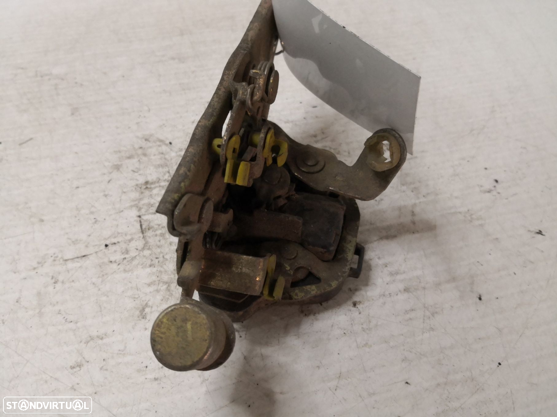 Fecho Da Porta Trás Dto Opel Corsa B (S93) - 3