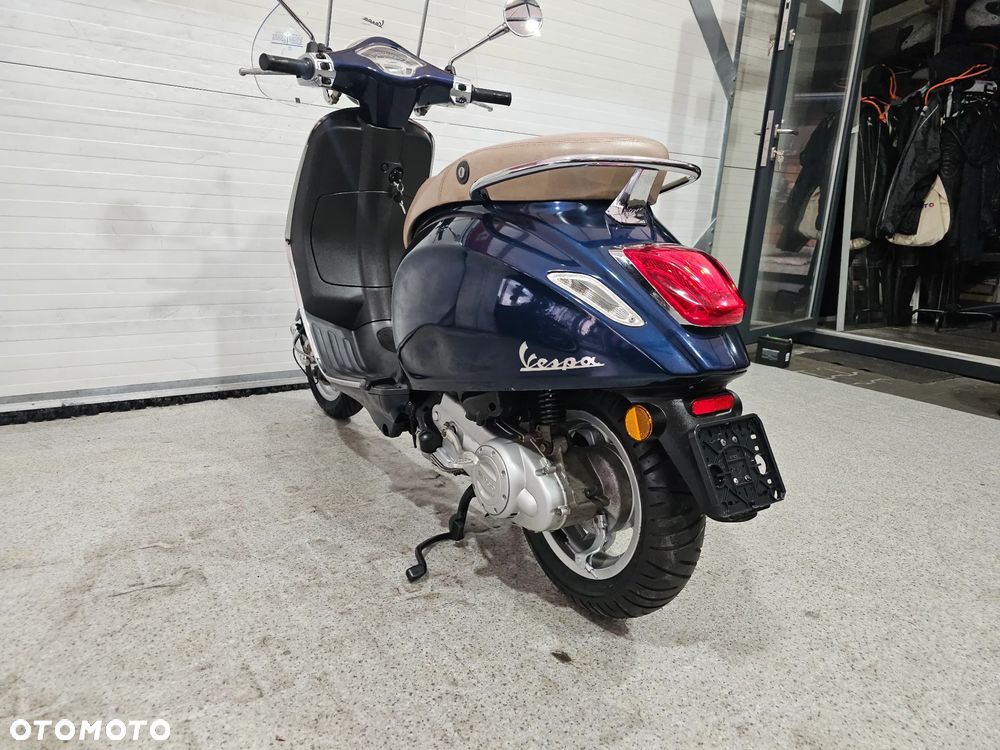 Piaggio Vespa - 24