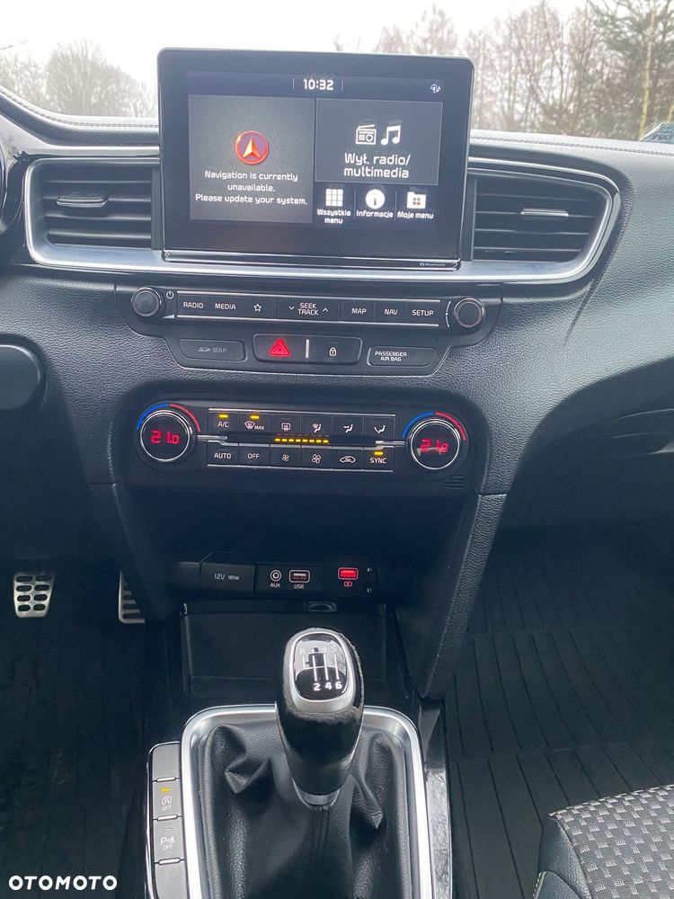 Kia Ceed 1.6 CRDi L - 11