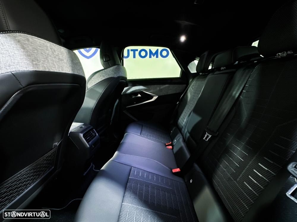 Peugeot E-3008 73 kWh GT - 10
