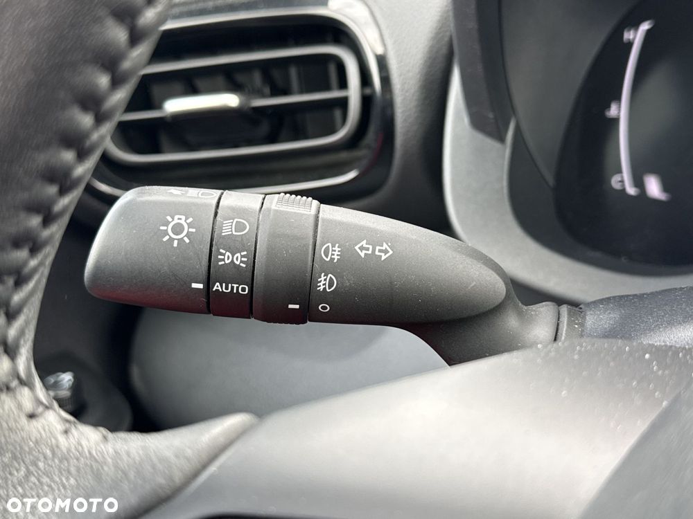 Toyota Yaris Cross Hybrid 1.5 Style AWD - 18