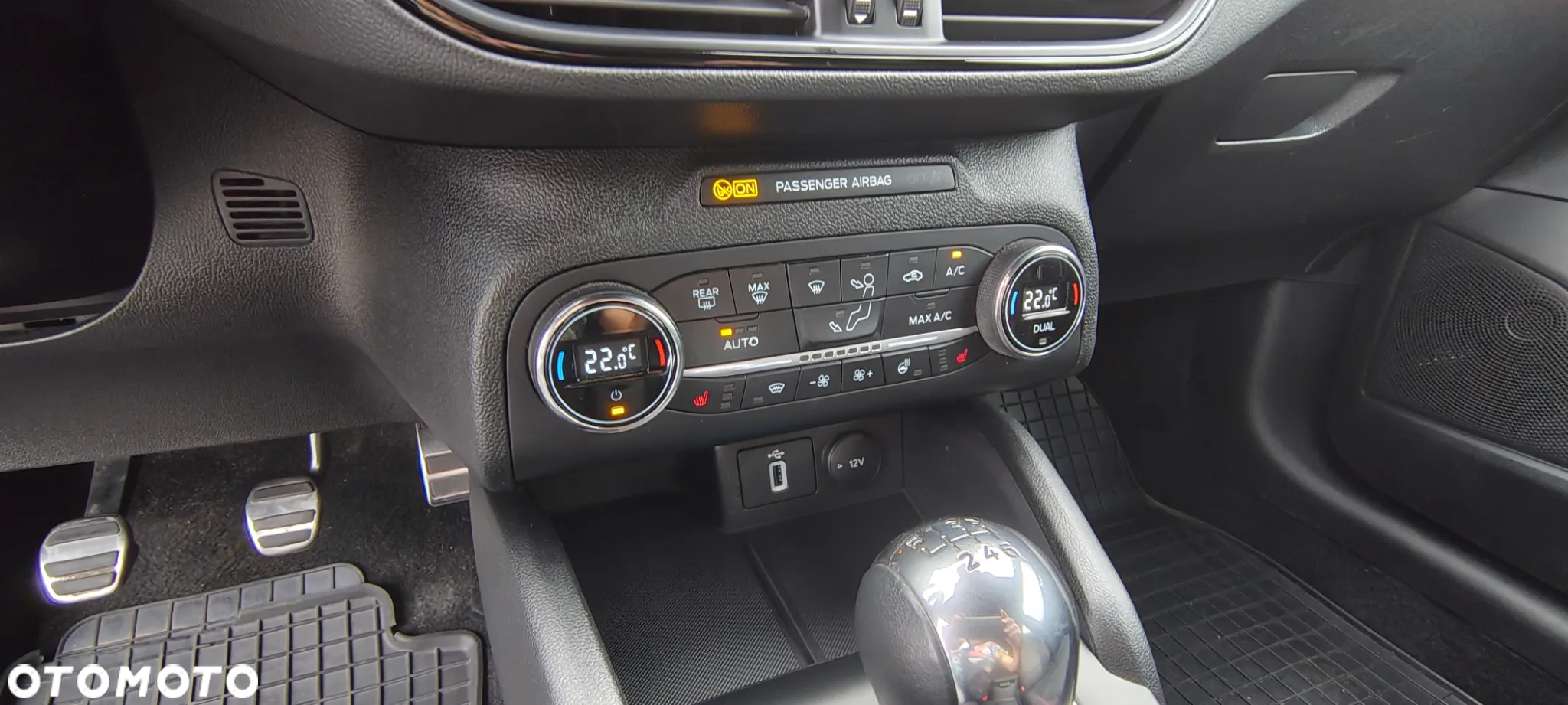 Ford Focus - 21