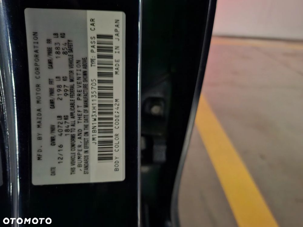 Mazda 3 - 10