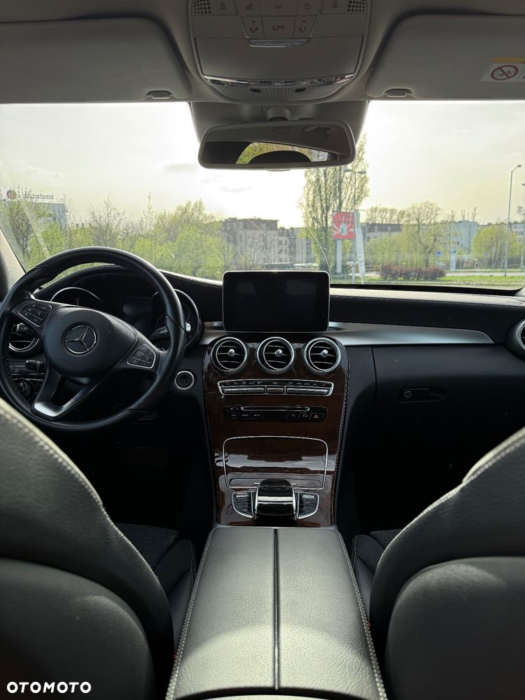 Mercedes-Benz Klasa C 200 4-Matic 7G-TRONIC - 7