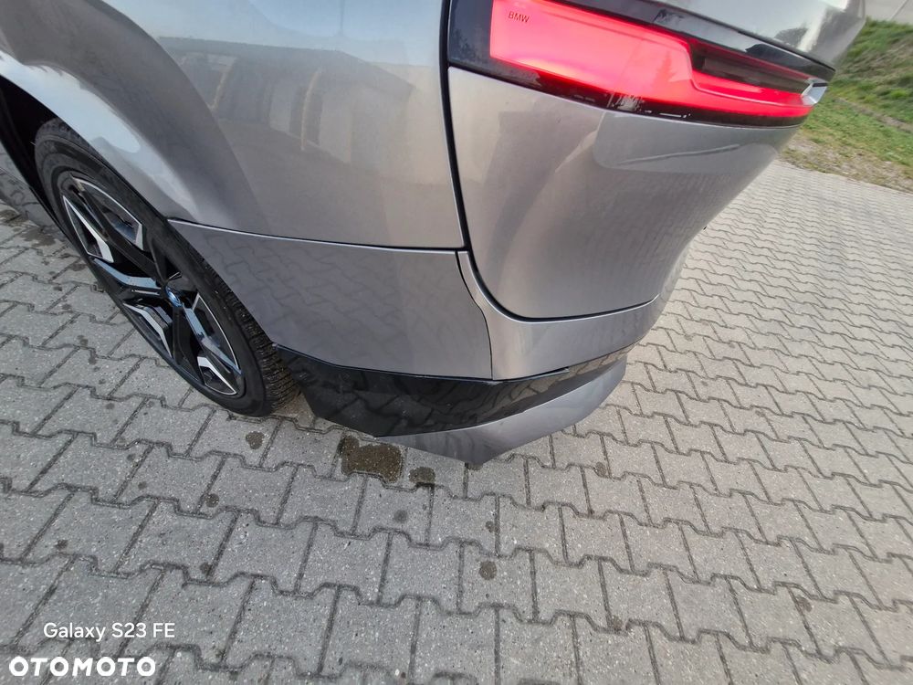 BMW iX xDrive40 - 13