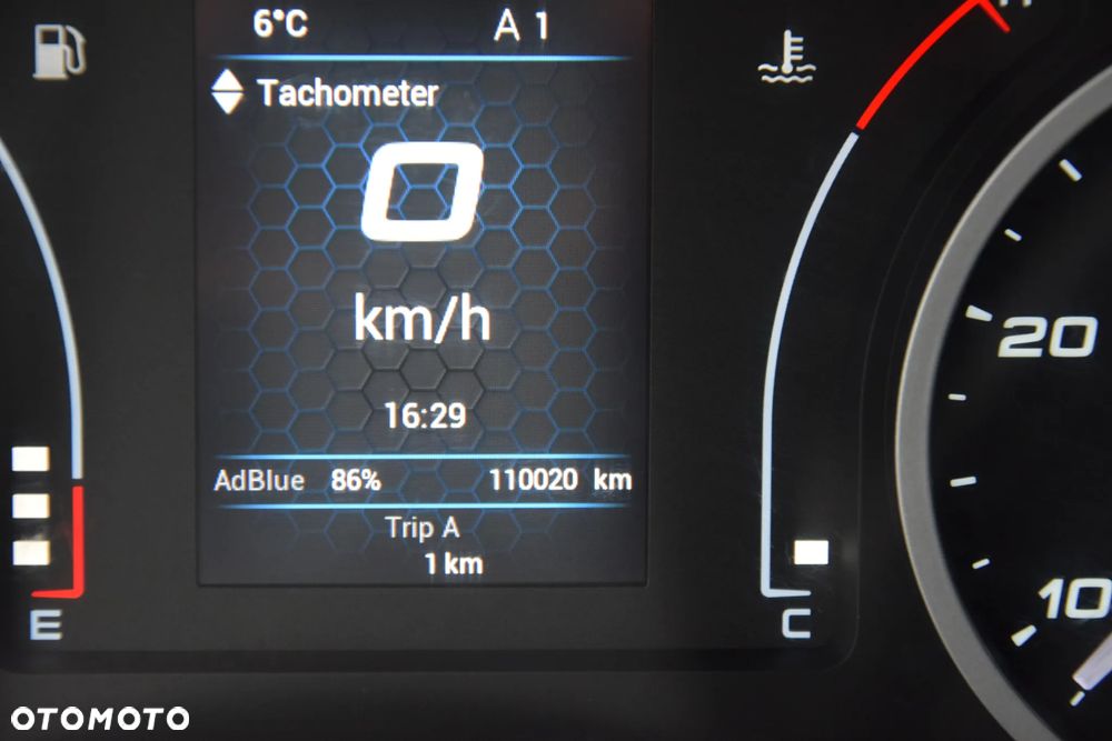 Iveco DAILY 35S12 / 2.3 - 120 KM / DOSTAWCZE / BLASZAK / KLIMA / TEMPOMAT / KLIMA / TRYB CITY / SERWISOWANY / SPROWADZONY Z NIEMIEC - 33