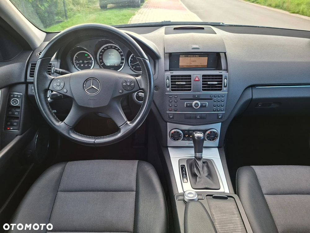 Mercedes-Benz Klasa C - 19