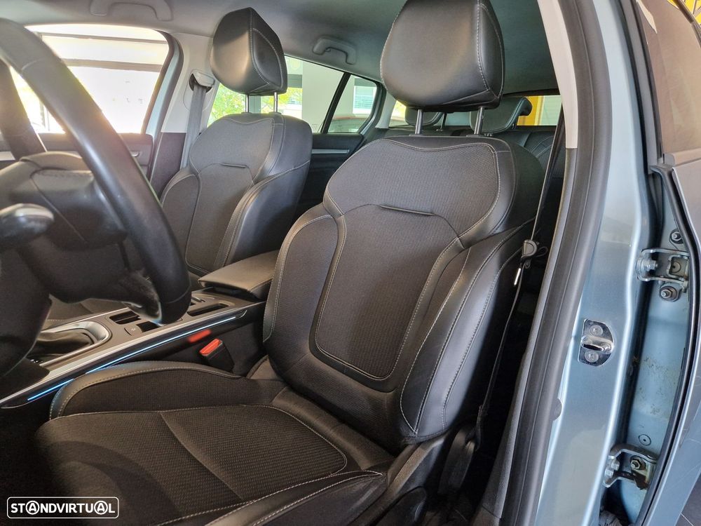 Renault Mégane Sport Tourer 1.3 TCe Intens EDC - 18