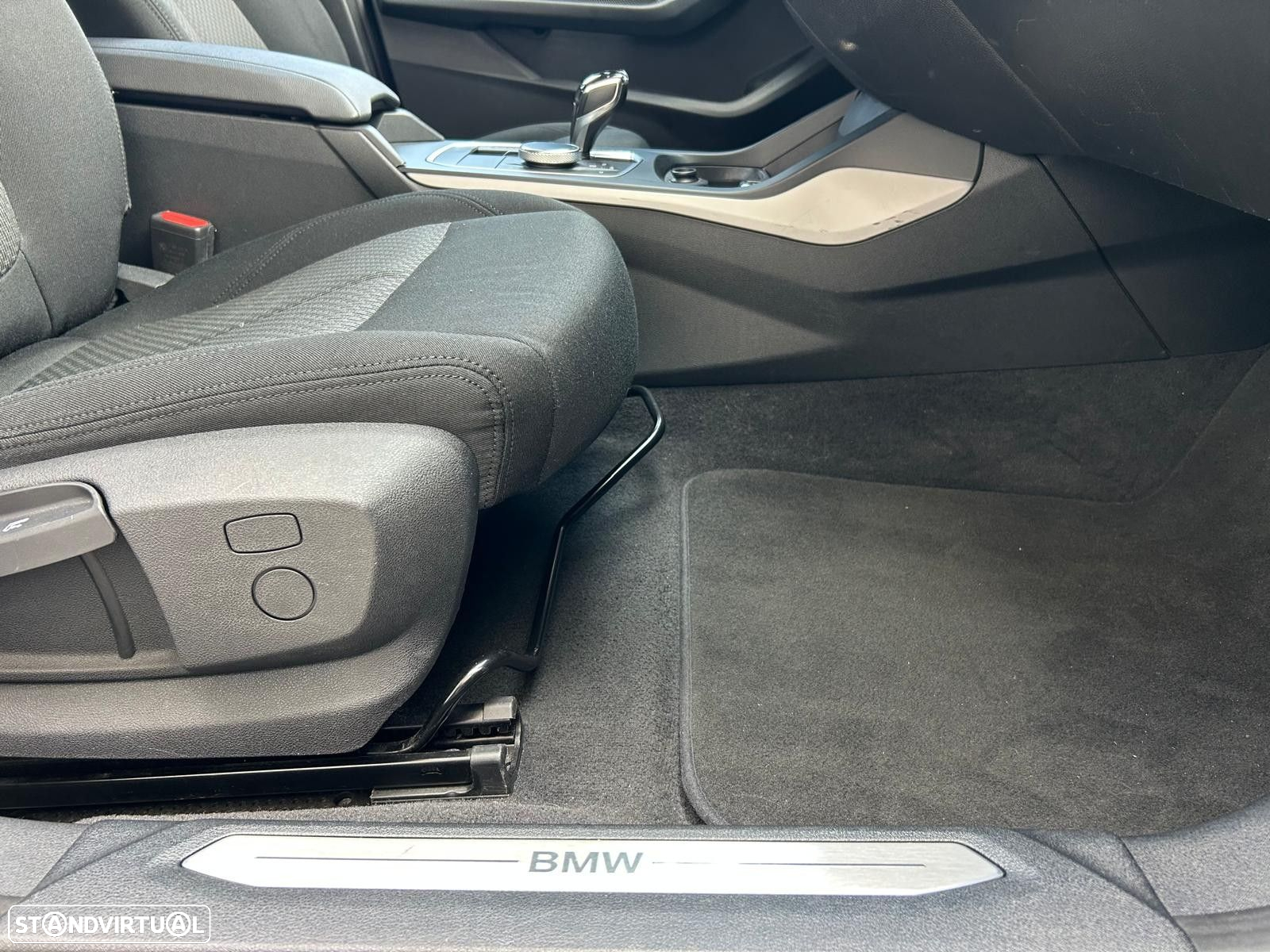 BMW 116 d Advantage Auto - 38