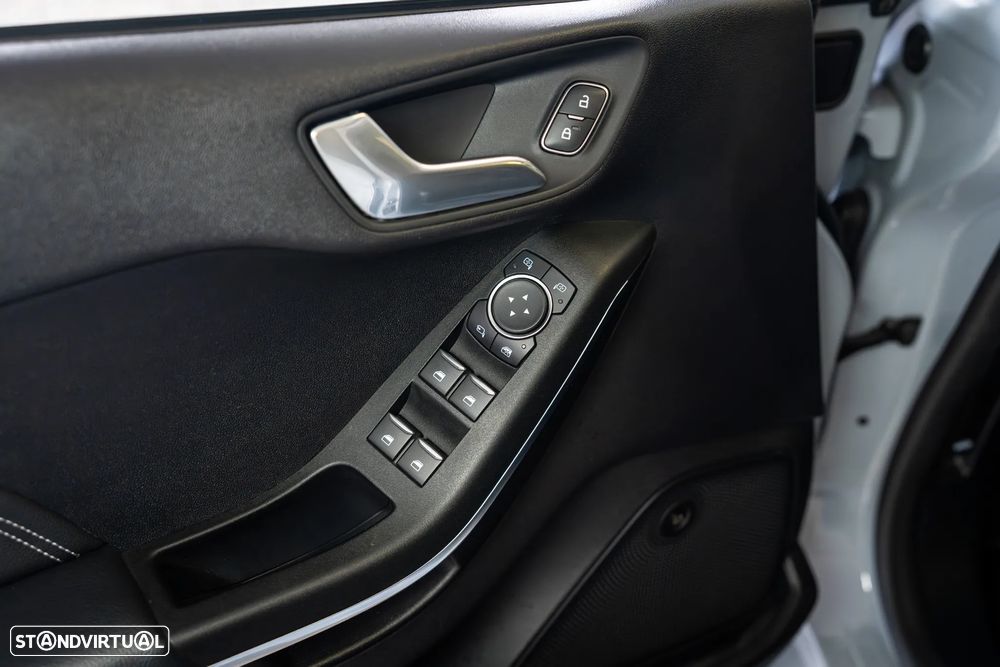 Ford Fiesta 1.5 EcoBoost ST - 42