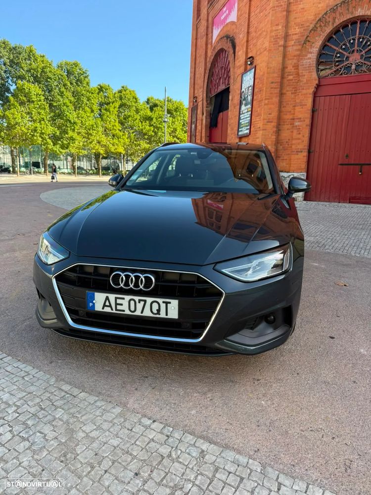 Audi A4 Avant - 1