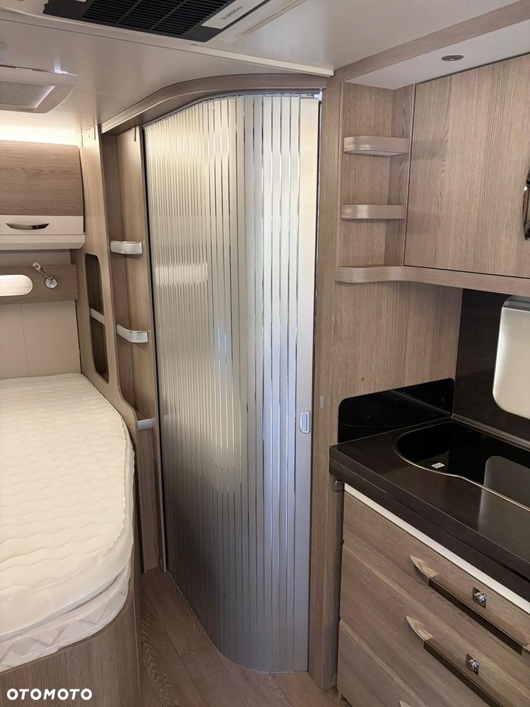 Hobby 560 FC Prestige - 13