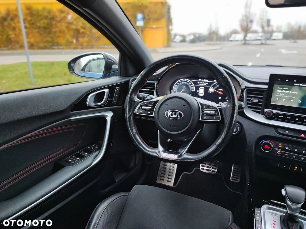 Kia ProCeed 1.6 T-GDI GT DCT - 23