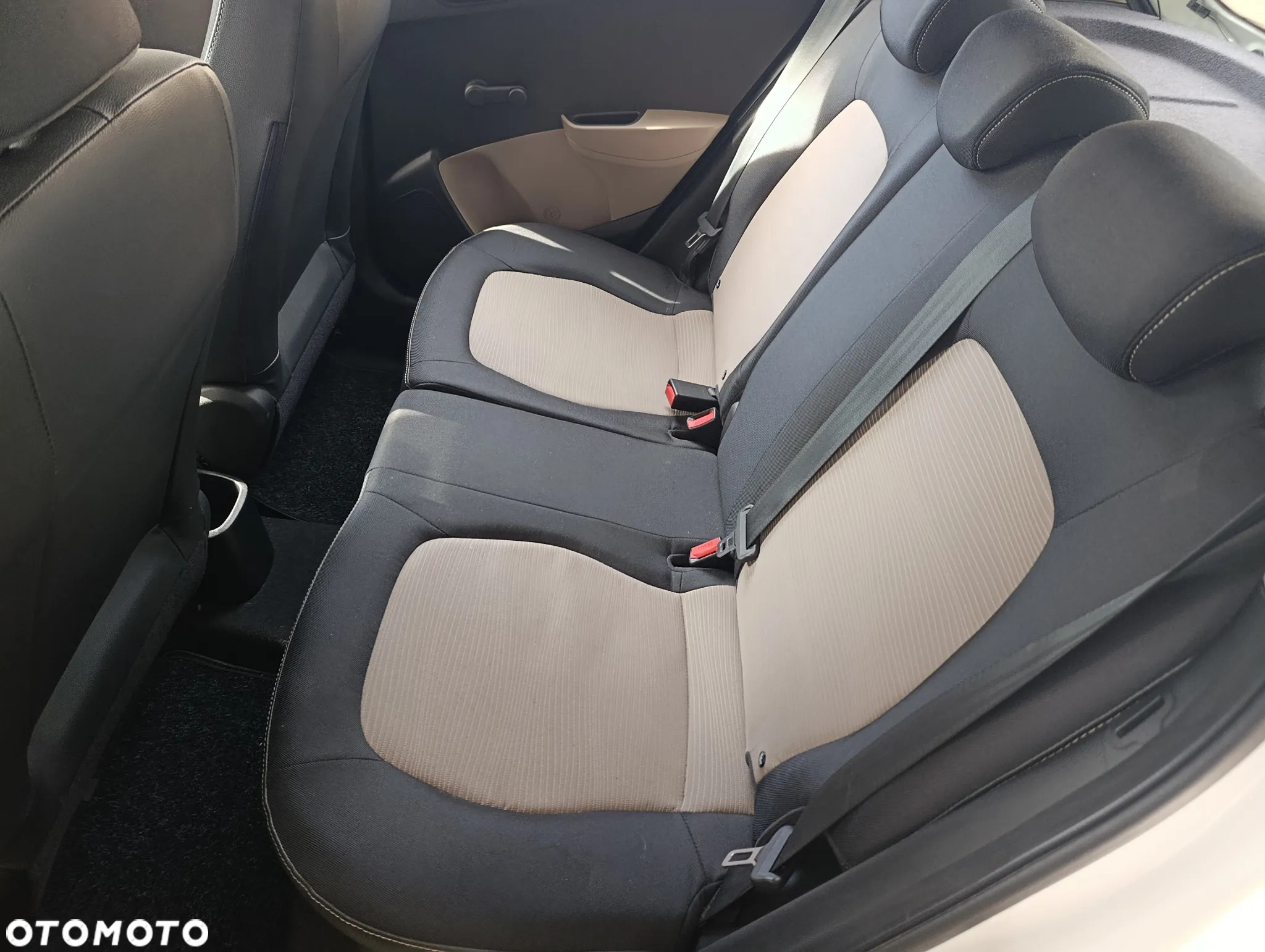 Hyundai i10 1.0 blue Classic - 12