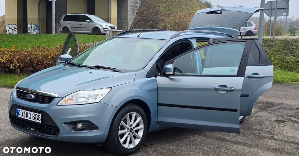 Ford Focus Turnier 1.6 16V Style - 6