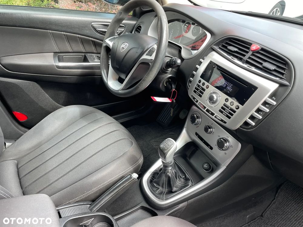 Lancia Delta 1.4 T-Jet 16v Argento - 18