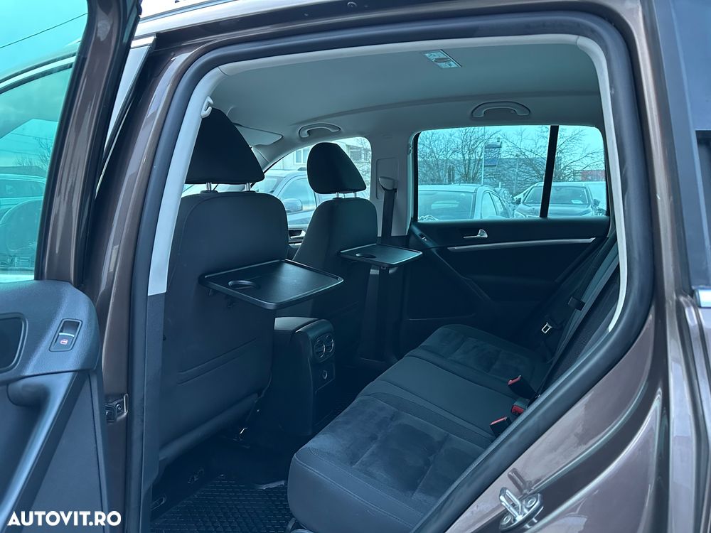Volkswagen Tiguan - 8