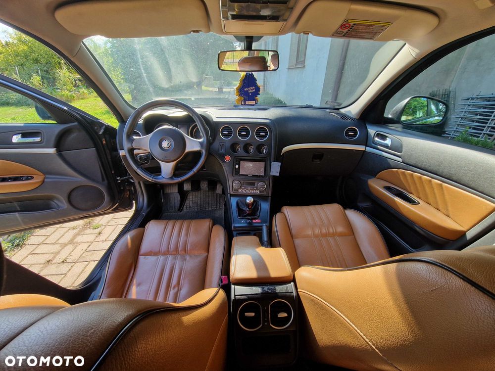 Alfa Romeo 159 - 8