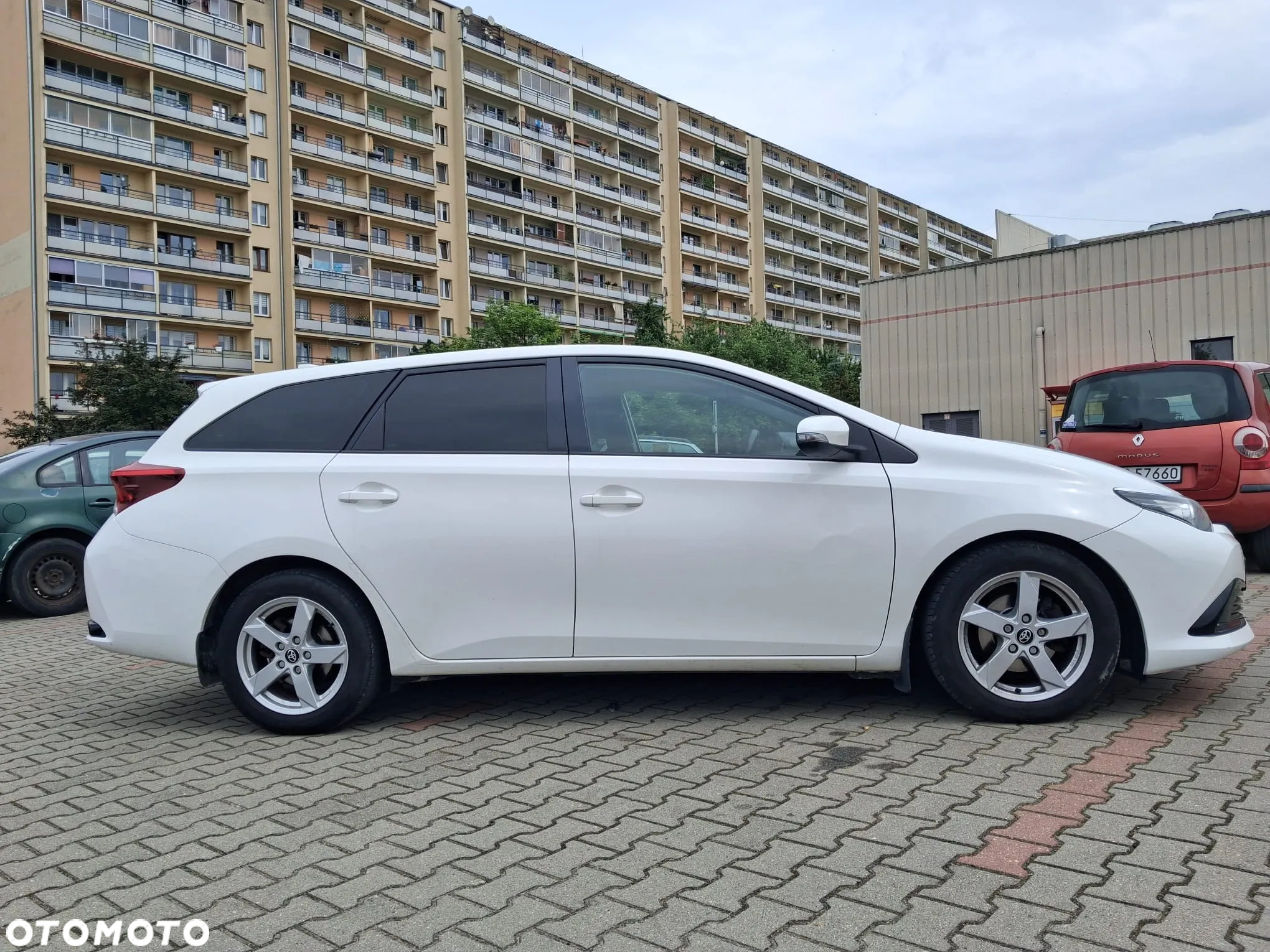 Toyota Auris - 12