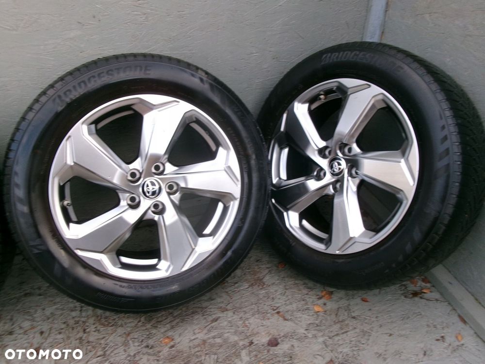 Toyota Rav4 V gen Alu Felgi z Oponami Bridgestone Zima 225/60R18 - 3