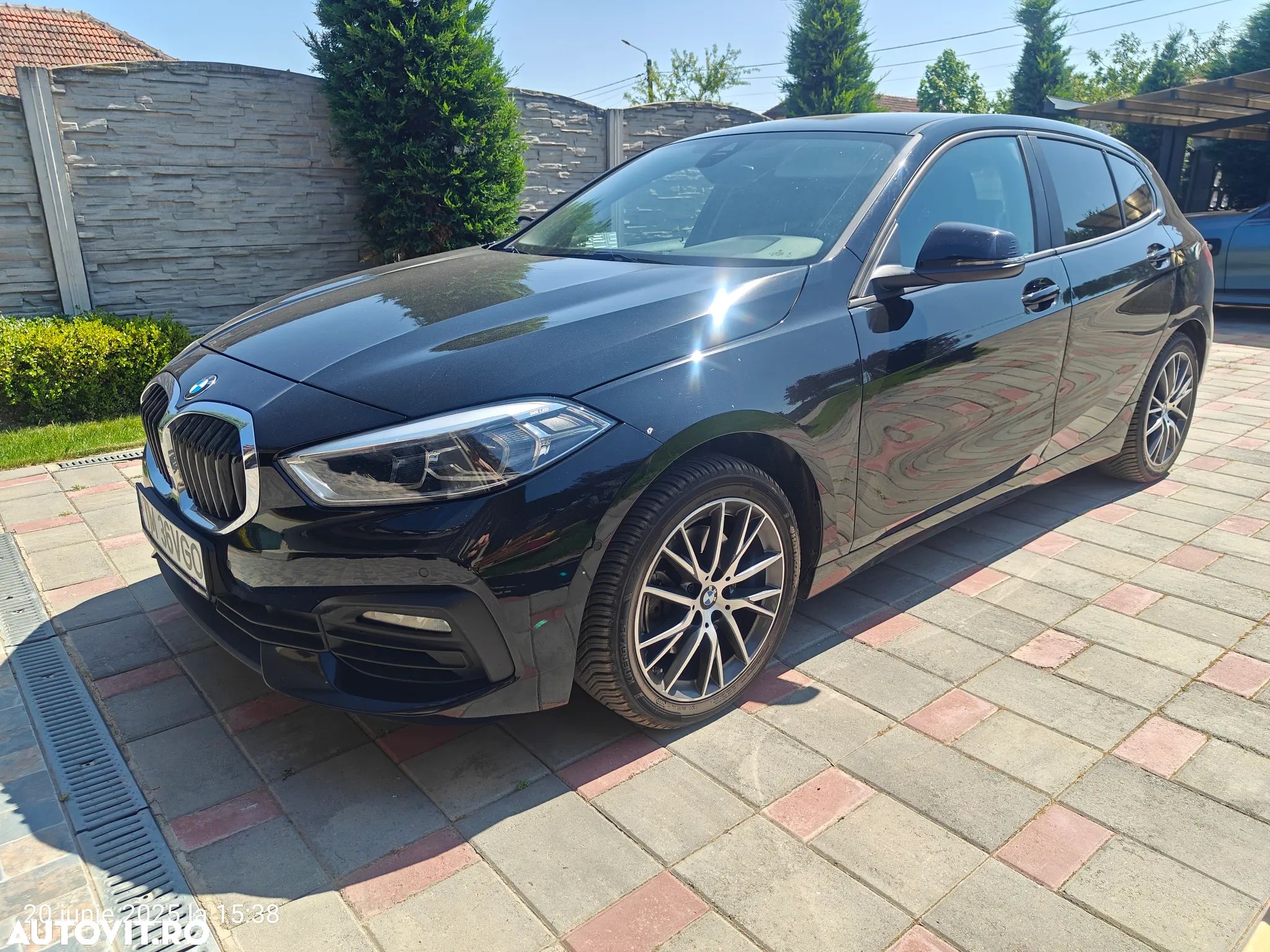 BMW Seria 1 118i Aut. Advantage - 1