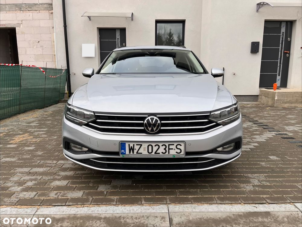 Volkswagen Passat 2.0 TDI EVO Business DSG - 2