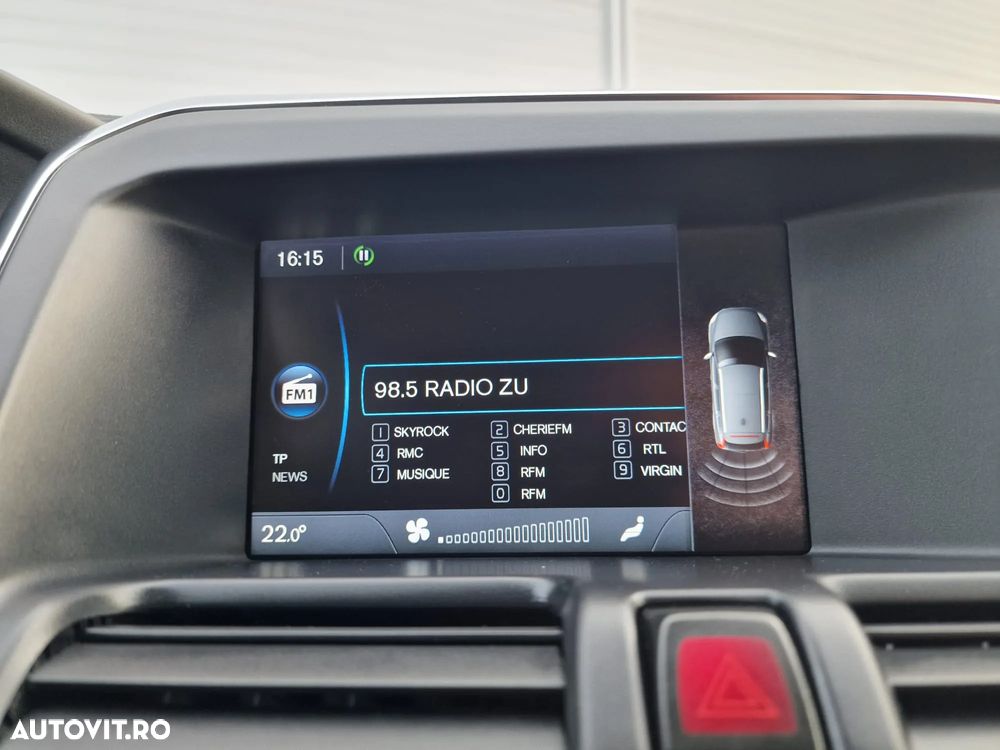 Volvo XC 60 2.4D AWD RDesign - 26