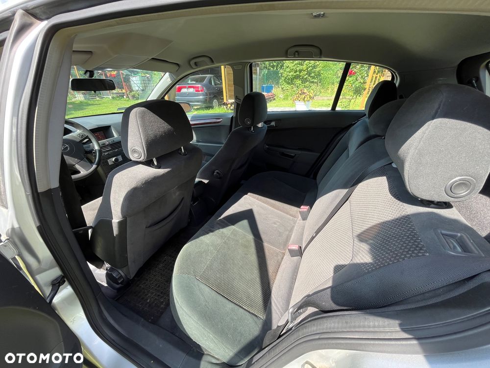 Opel Astra 1.6 Cosmo - 21