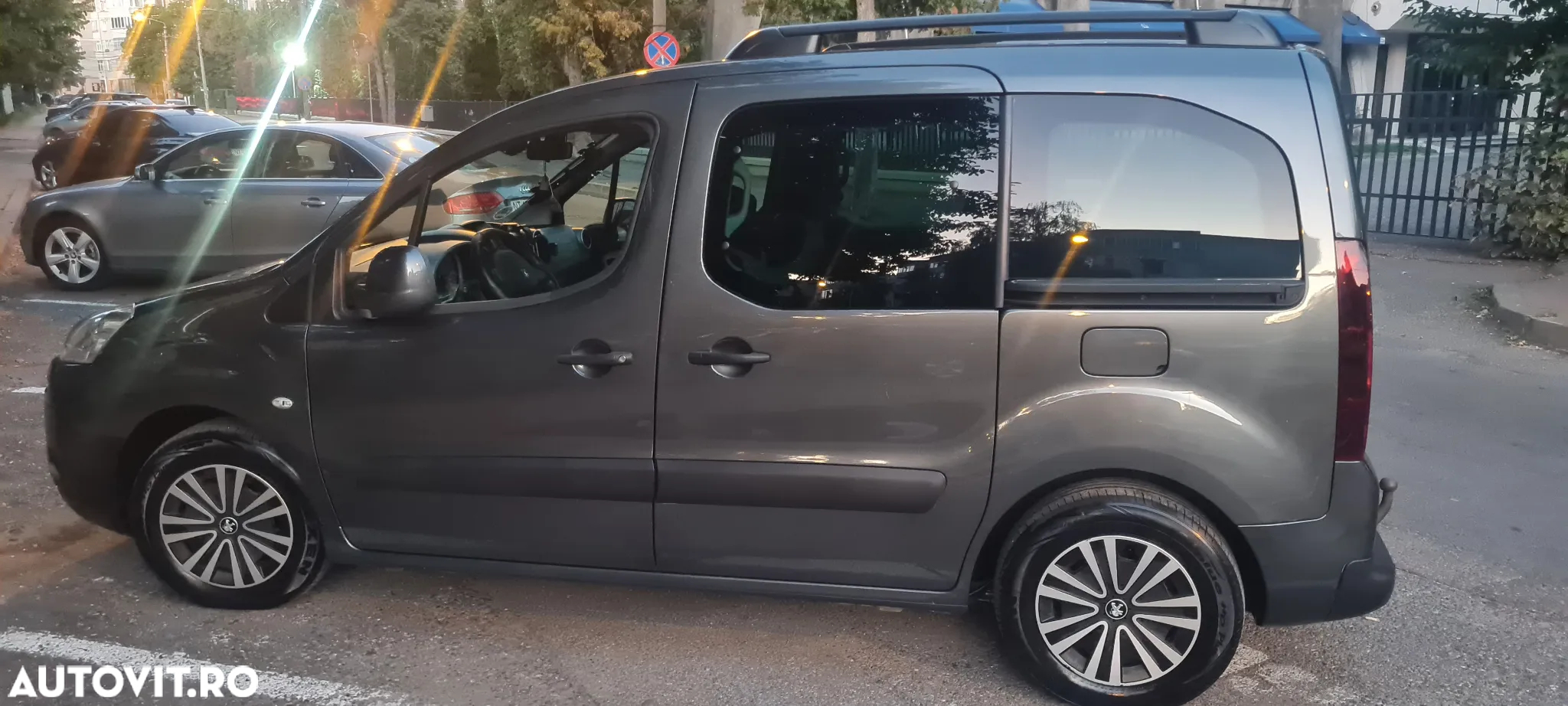 Peugeot Partner Tepee HDi FAP 115 Family - 2