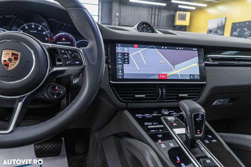 Porsche Cayenne Tiptronic S - 35