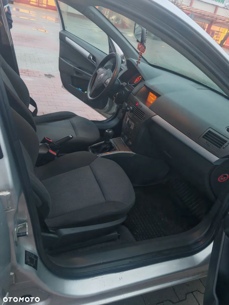 Opel Astra 1.6 - 19