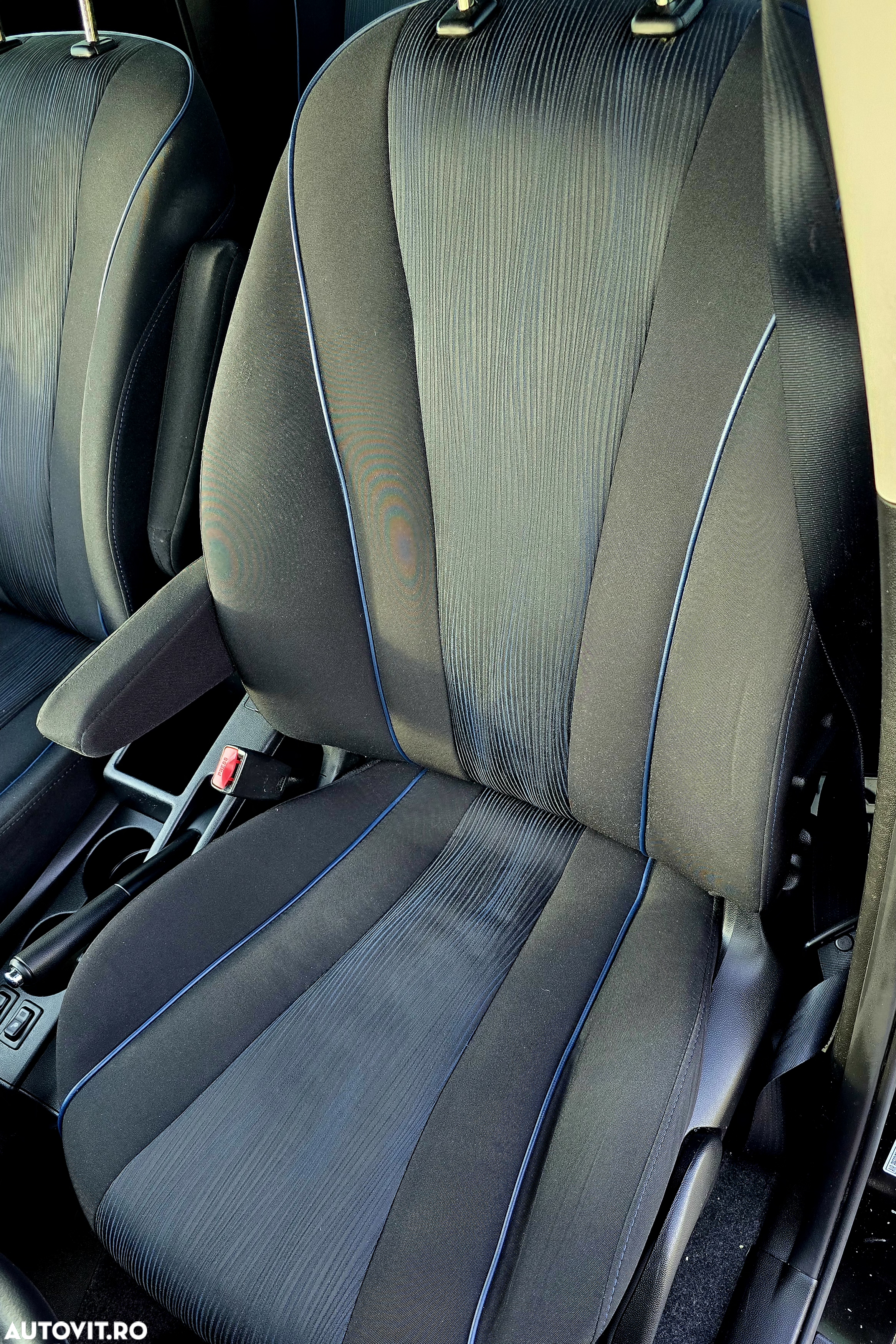 Mazda 5 - 18