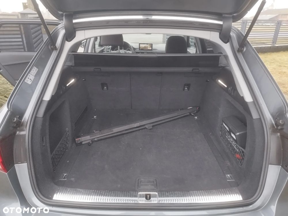Audi A4 Avant 2.0 TFSI ultra S tronic sport - 19