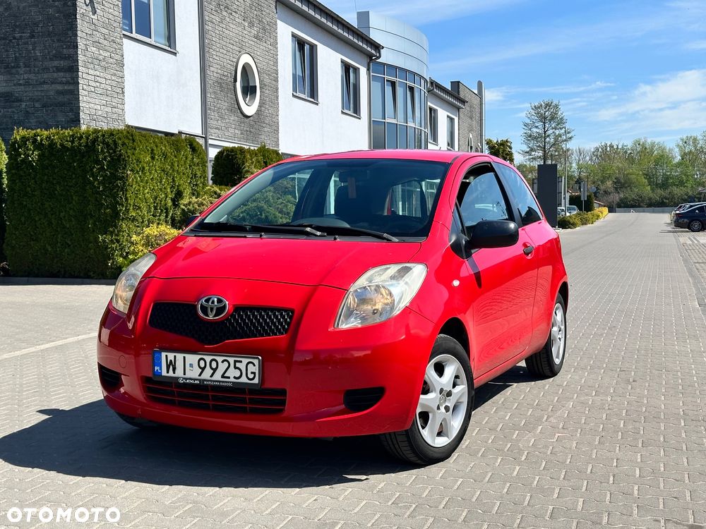 Toyota Yaris - 2