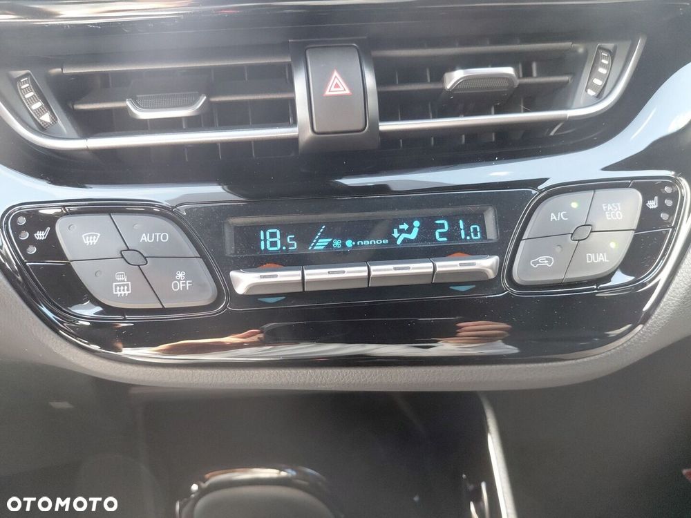 Toyota C-HR 2.0 Hybrid GR Sport - 24