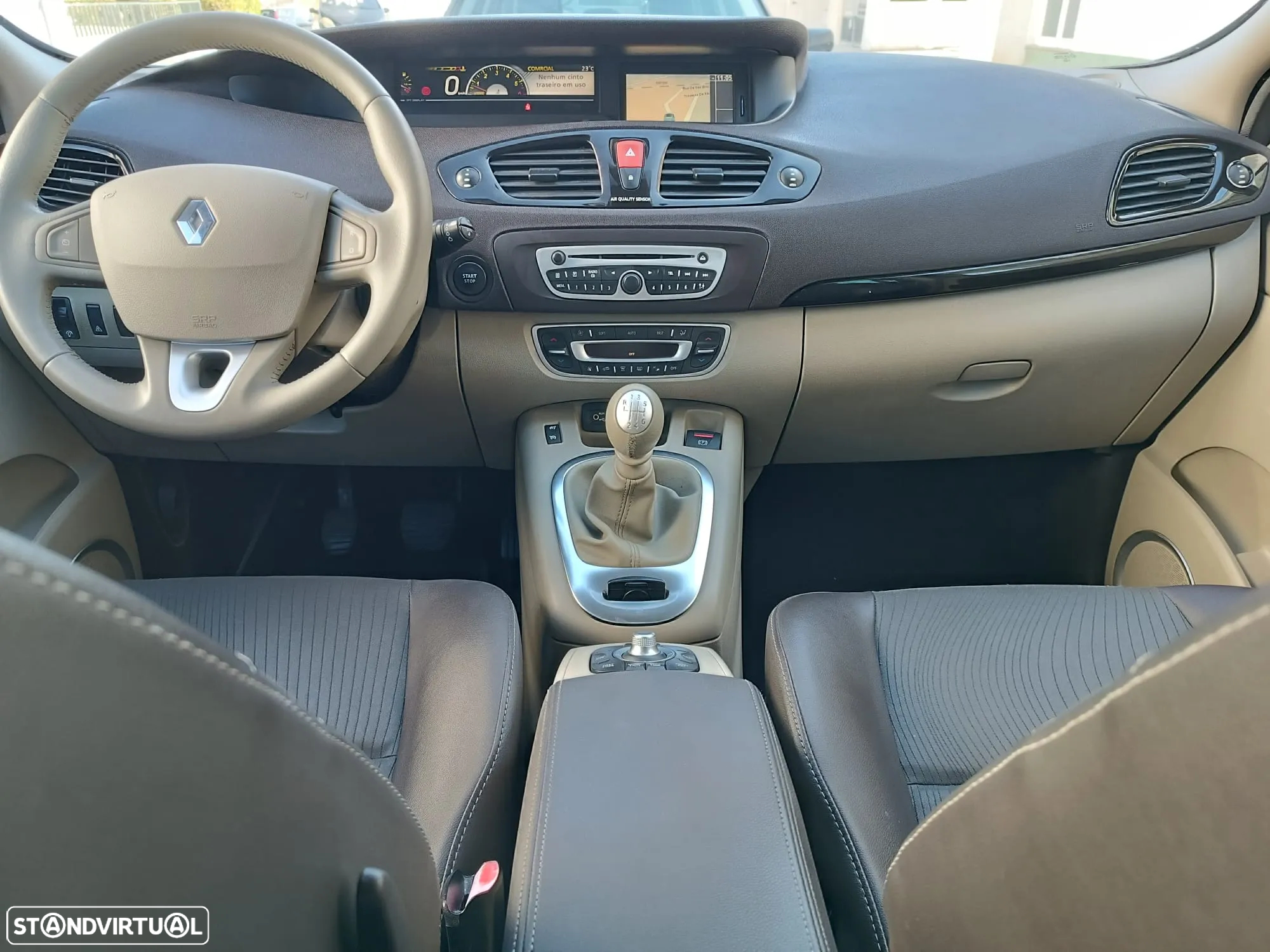 Renault Scénic 1.5 dCi Dynamique S - 18