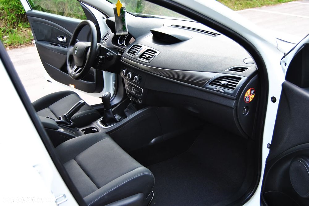 Renault Megane 1.6 16V Authentique - 6