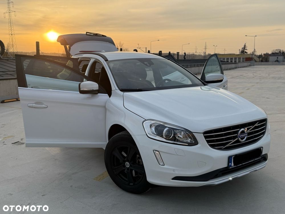 Volvo XC 60 D4 Momentum - 12