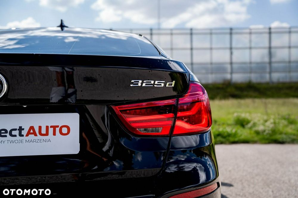 BMW 3GT 325d Sport Line - 14
