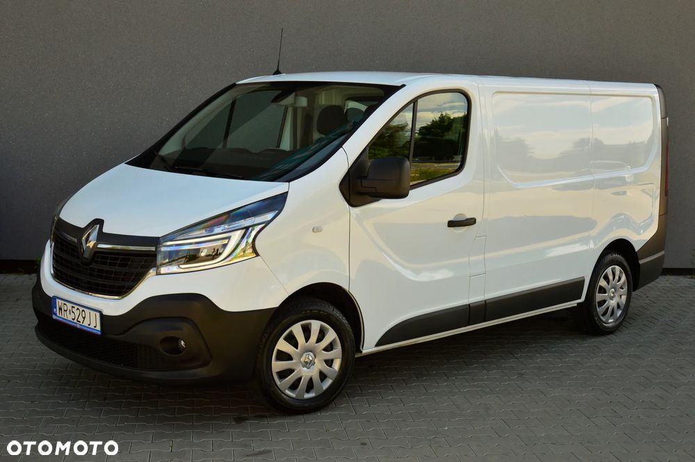 Renault TRAFIC - 1