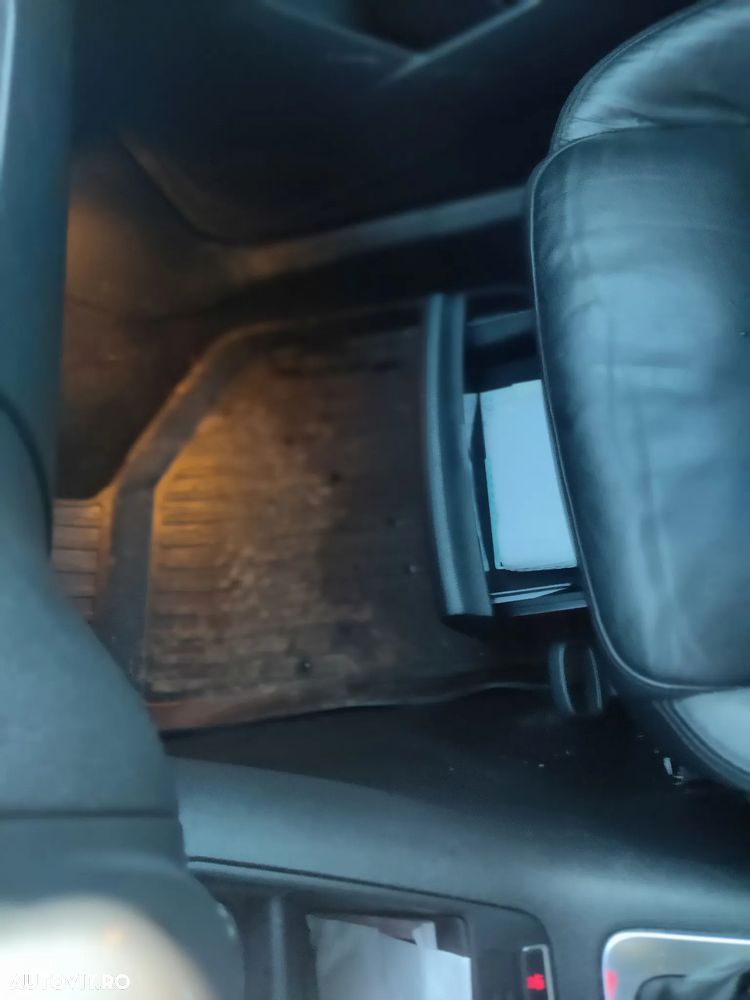 Volkswagen Tiguan - 19