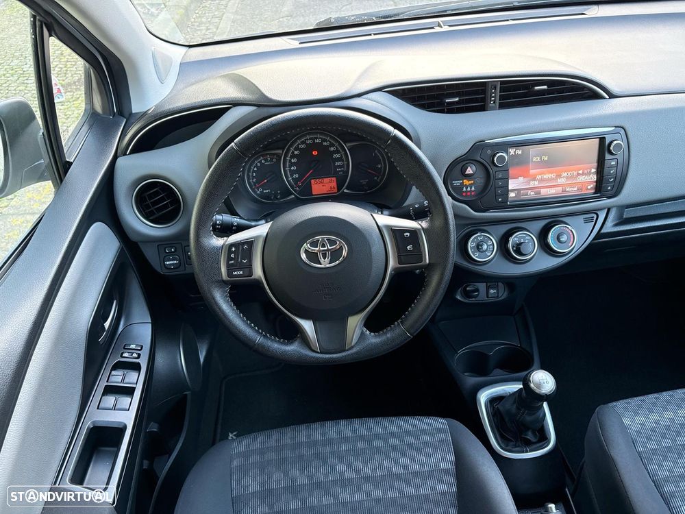 Toyota Yaris 1.0 VVT-i Comfort +PS Style+P.Techno - 6