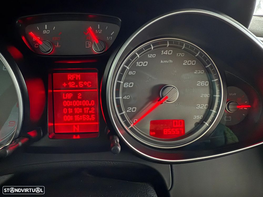 Audi R8 Coupé 4.2 FSI quattro R tronic - 34