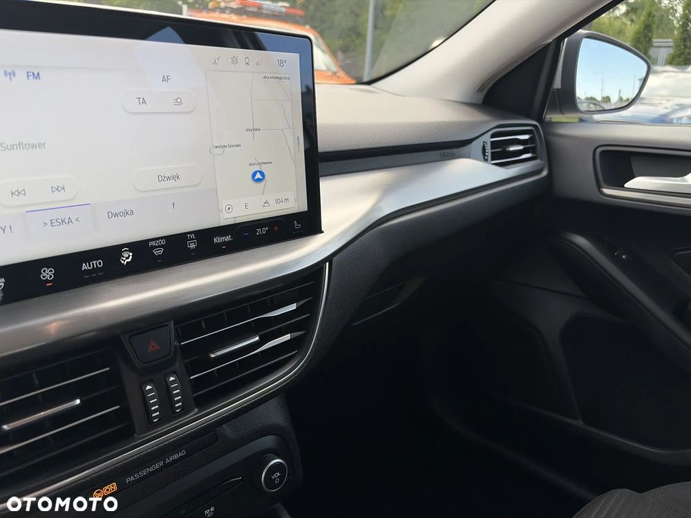 Ford Focus 1.0 EcoBoost mHEV Titanium Design - 33